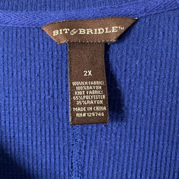 Bit & Bridle Size 2X pull over scoop neck 1/4 button top - Picture 4 of 9